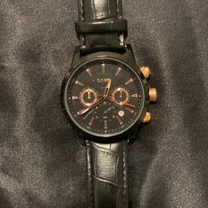 Mens Lige Black metal finish with Rose gold highlights 40-42mm case